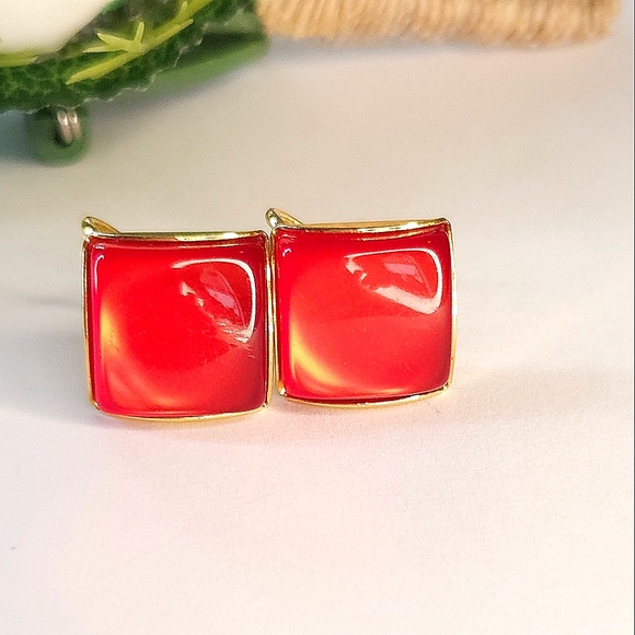 Vintage Jewelry - Vintage Gold Plated Red Lucite Moon Glow Screw Back Earrings